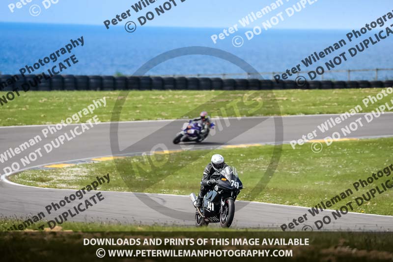 anglesey no limits trackday;anglesey photographs;anglesey trackday photographs;enduro digital images;event digital images;eventdigitalimages;no limits trackdays;peter wileman photography;racing digital images;trac mon;trackday digital images;trackday photos;ty croes